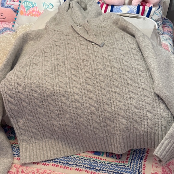 Gray Cable Knit Sweater Hoodie - Picture 3 of 5